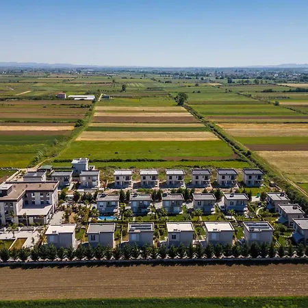 White Escape 3br Luxury Lalzi By Pikhost Durrës