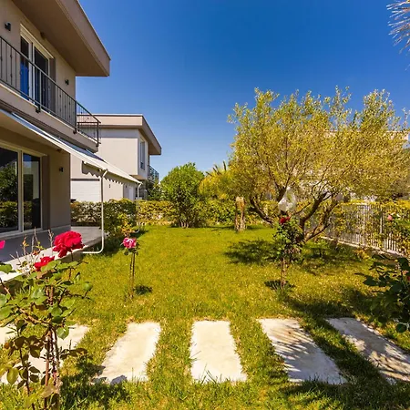 Villa White Escape 3br Luxury Lalzi By Pikhost Durrës